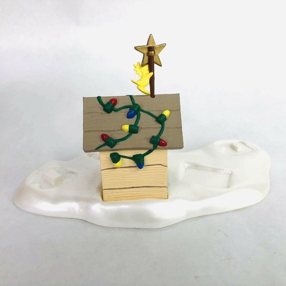 Hallmark Woodstock on Snoopys Doghouse Display Pie - Picture 6 of 12